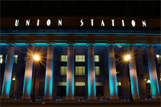 Union Station Chicago, photo courtesy of metromagazine.com