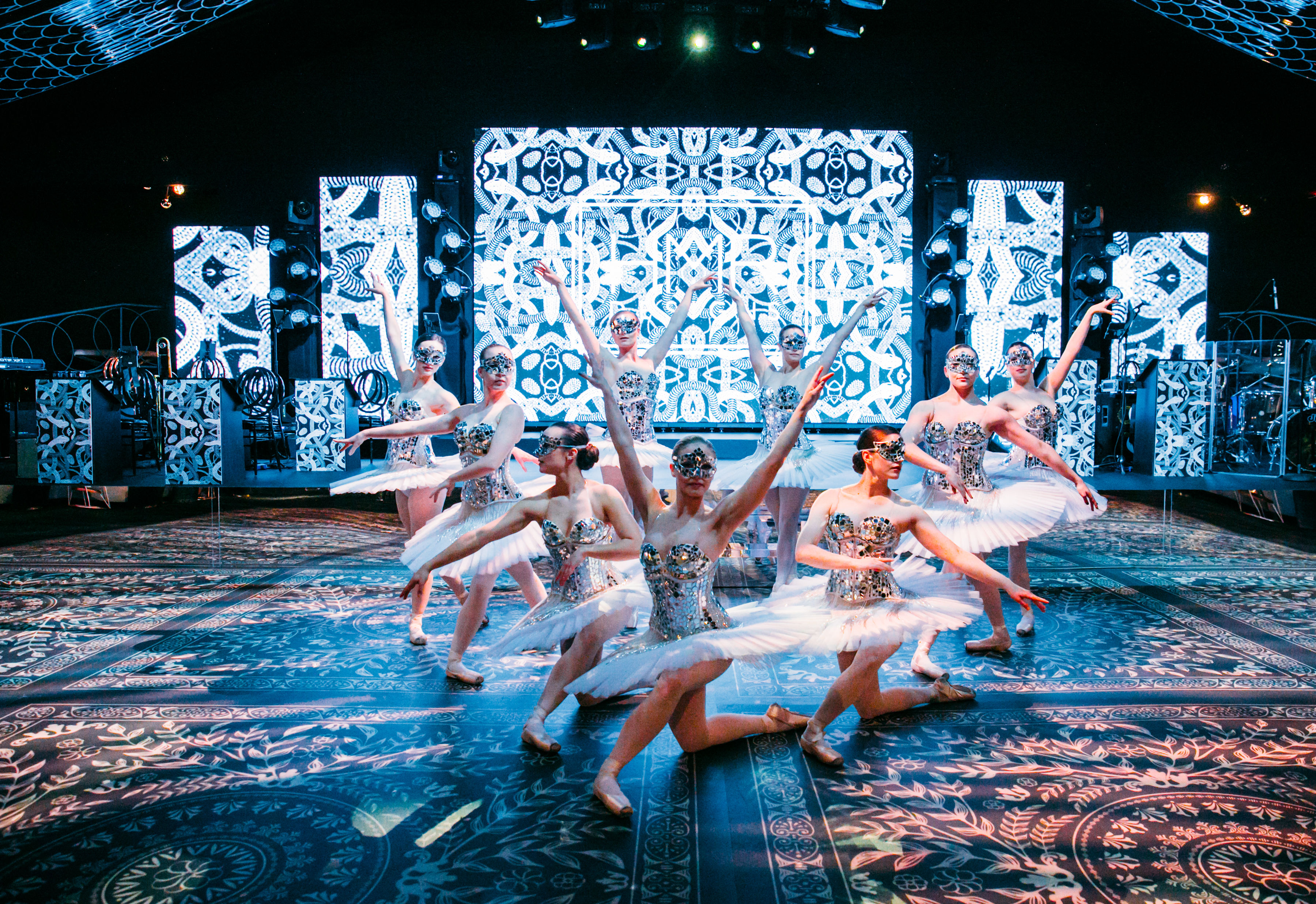 Elan Artists dancers take center stage at HMR40. Photo by Scott Clark Photo Inc.
